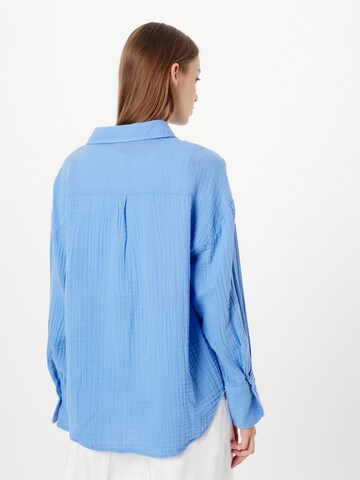 Monki Bluse in Blau