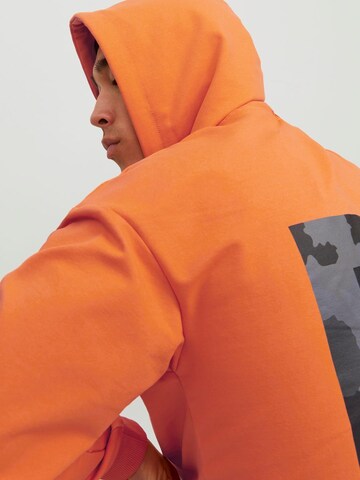 JACK & JONES Sweatshirt 'FILO' in Oranje