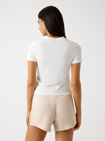 GUESS T-Shirt in Weiß