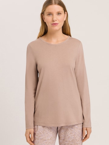 Hanro Slaapshirt ' Sleep & Lounge ' in Beige: voorkant