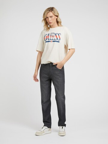 GUESS Tapered Jeans in Grau