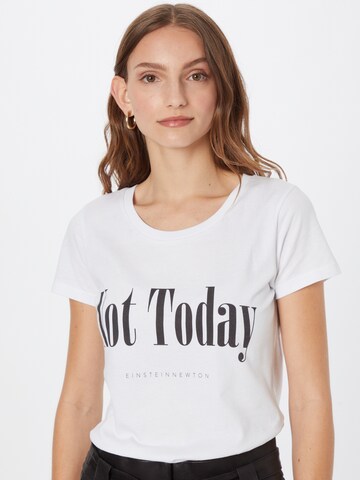 EINSTEIN & NEWTON Тениска 'Not Today' в бяло: отпред