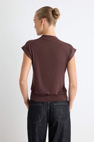 Trendyol Top – hnědá