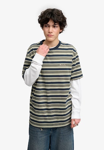 T-Shirt 'Bench x Superdry & Co' BENCH en vert : devant