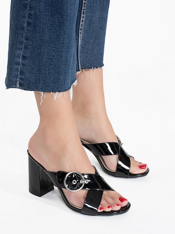 Celena Mules 'Chene' in Black: front