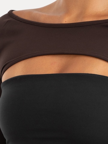 T-shirt ' Neola ' Smilodox en marron