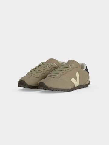 Veja Sneaker in Grau