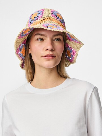 PIECES Hat 'PCLuna' i brun