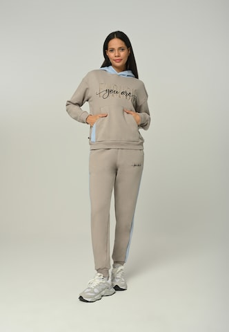 Tom Barron Sweatsuit in Grey: front