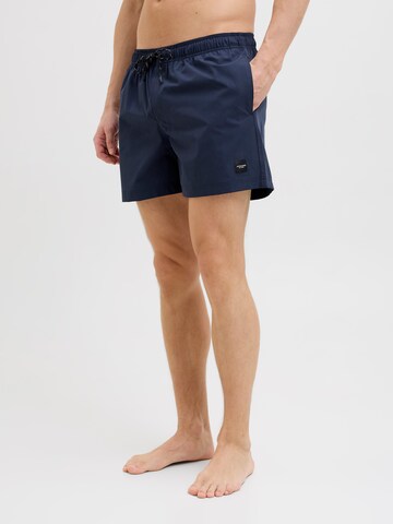 JACK & JONES Zwemshorts 'JPSTMaui' in Blauw: voorkant