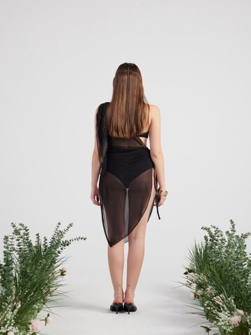 HOLLY LOLLY Strandtuch in Schwarz