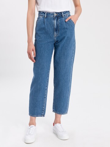 Cross Jeans Tapered Pants in Blue: front