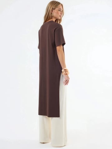 Busem Blouse in Brown