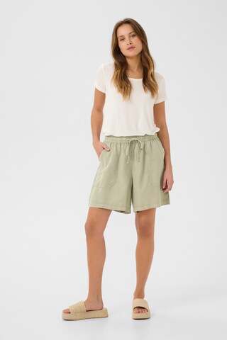 CULTURE Regular Shorts 'Clarina' in Grün