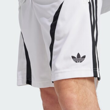 regular Pantaloni 'Adicolor Teamgeist' di ADIDAS ORIGINALS in bianco