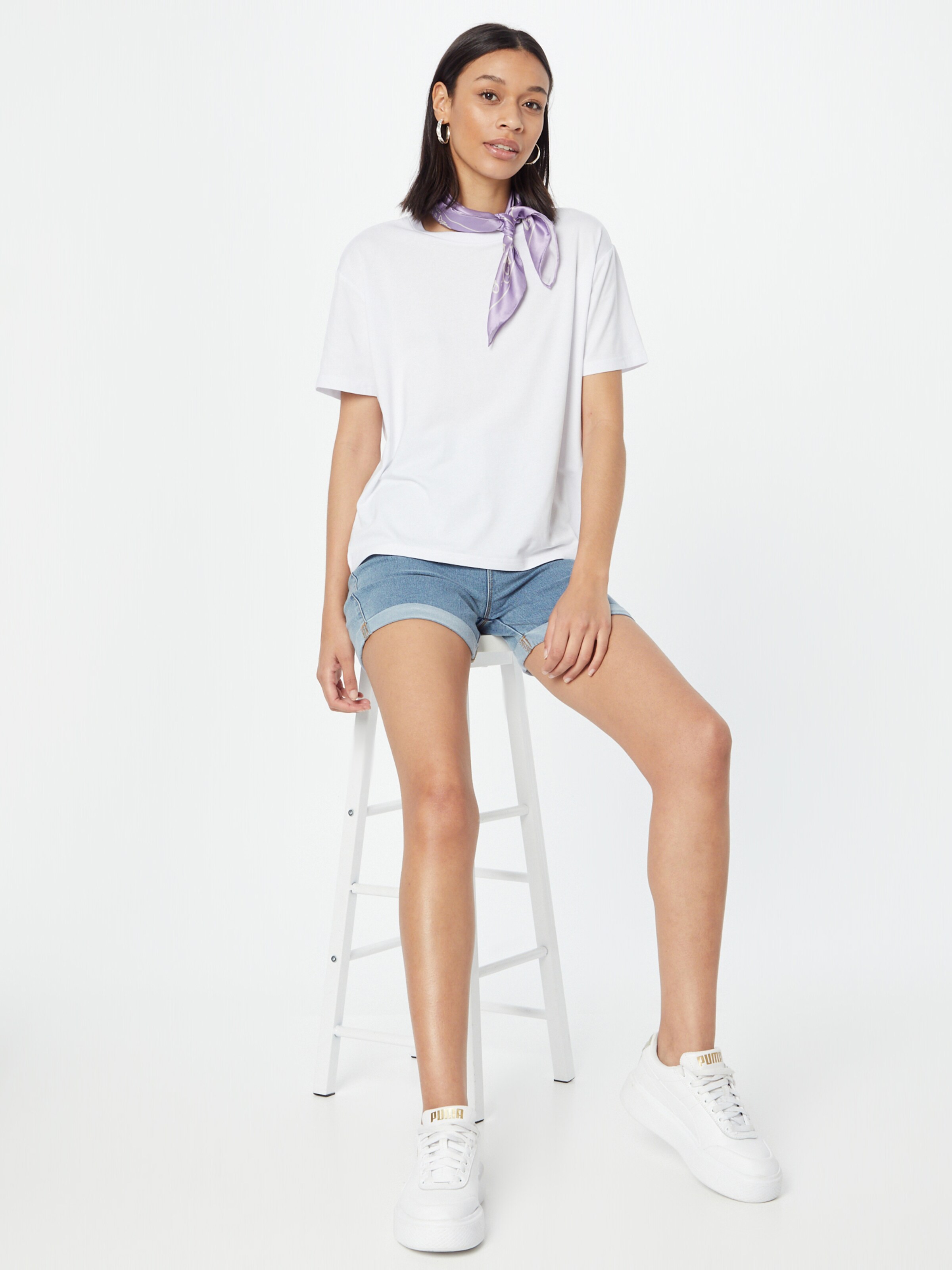 Frauen Shirts & Tops NÜMPH T-Shirt 'KAZUMI' in Weiß - MT88635
