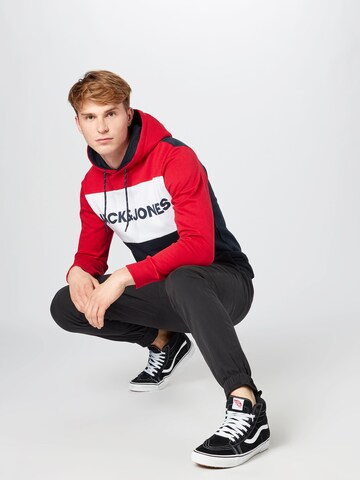 JACK & JONES - Regular Fit Sweatshirt em vermelho