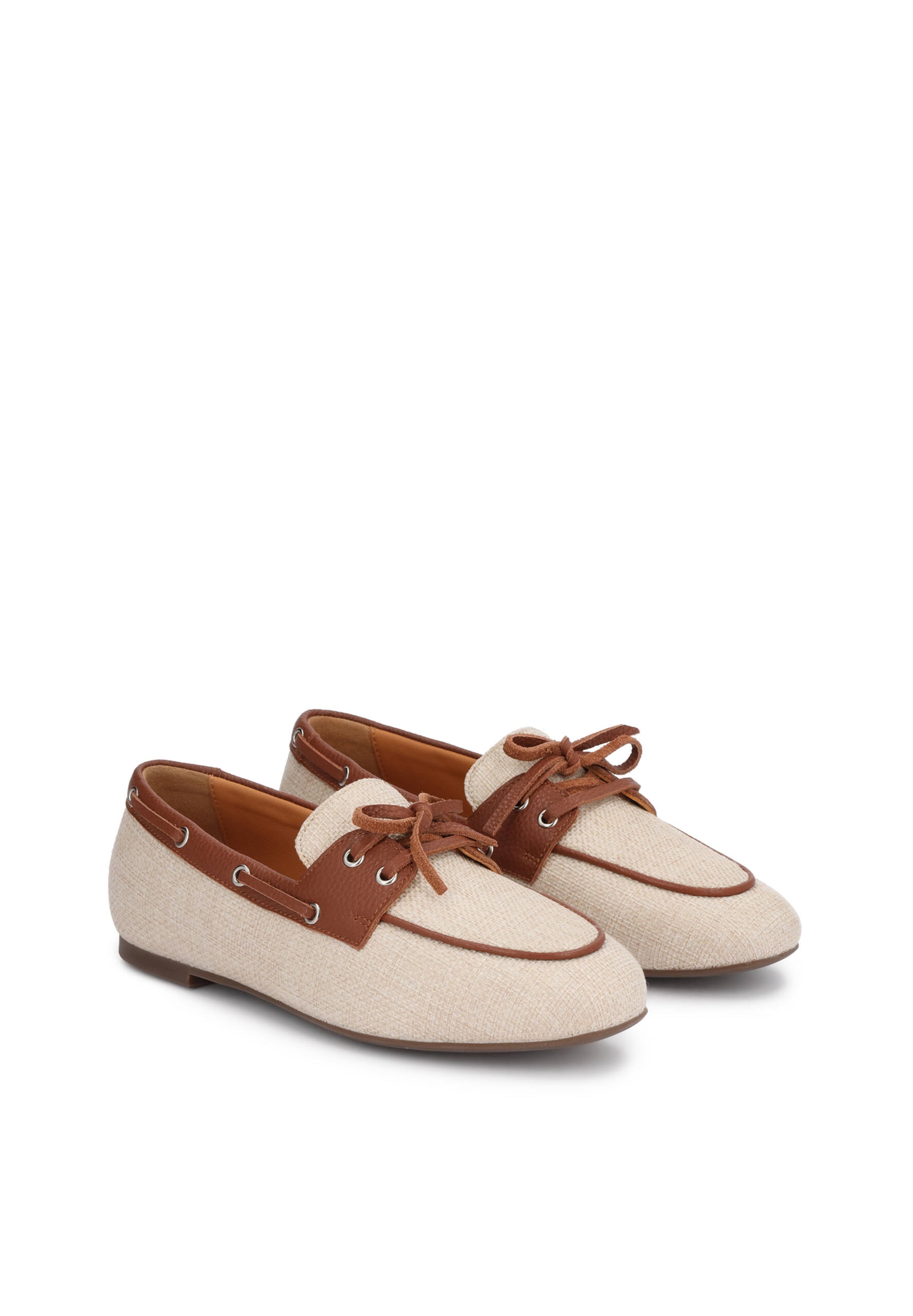 Chaussure à lacets Kazar en beige