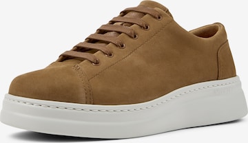 Baskets basses 'Runner Up' CAMPER en marron : devant