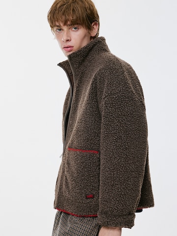 Pull&Bear Tussenjas in Bruin: voorkant