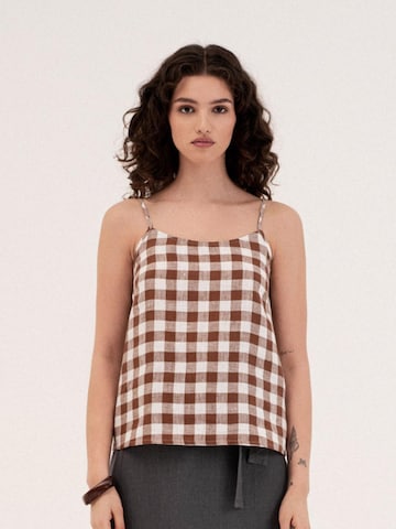 AmourLinen Top 'Hilo' in Bruin: voorkant