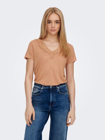 ONLY - Camiseta 'Nicki' en marrón: frente