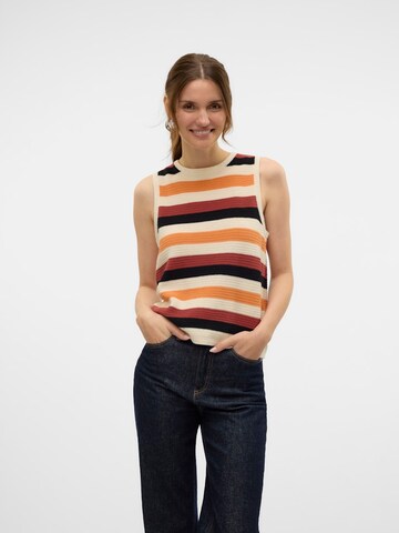Top in maglia 'VMAruba' di VERO MODA in beige: frontale