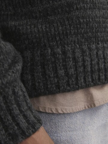 JACK & JONES Sweater in Black