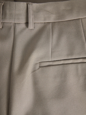 JJXX Loose fit Pleated Pants in Brown