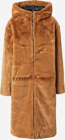 Noisy may Between-Seasons Coat in Brown: front