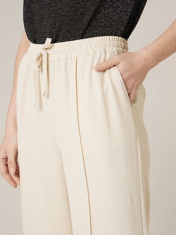 Loosefit Pantalon Deeluxe en beige