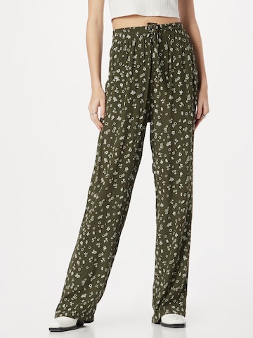 ABOUT YOU Loose fit Pants 'Letizia' in Green: front