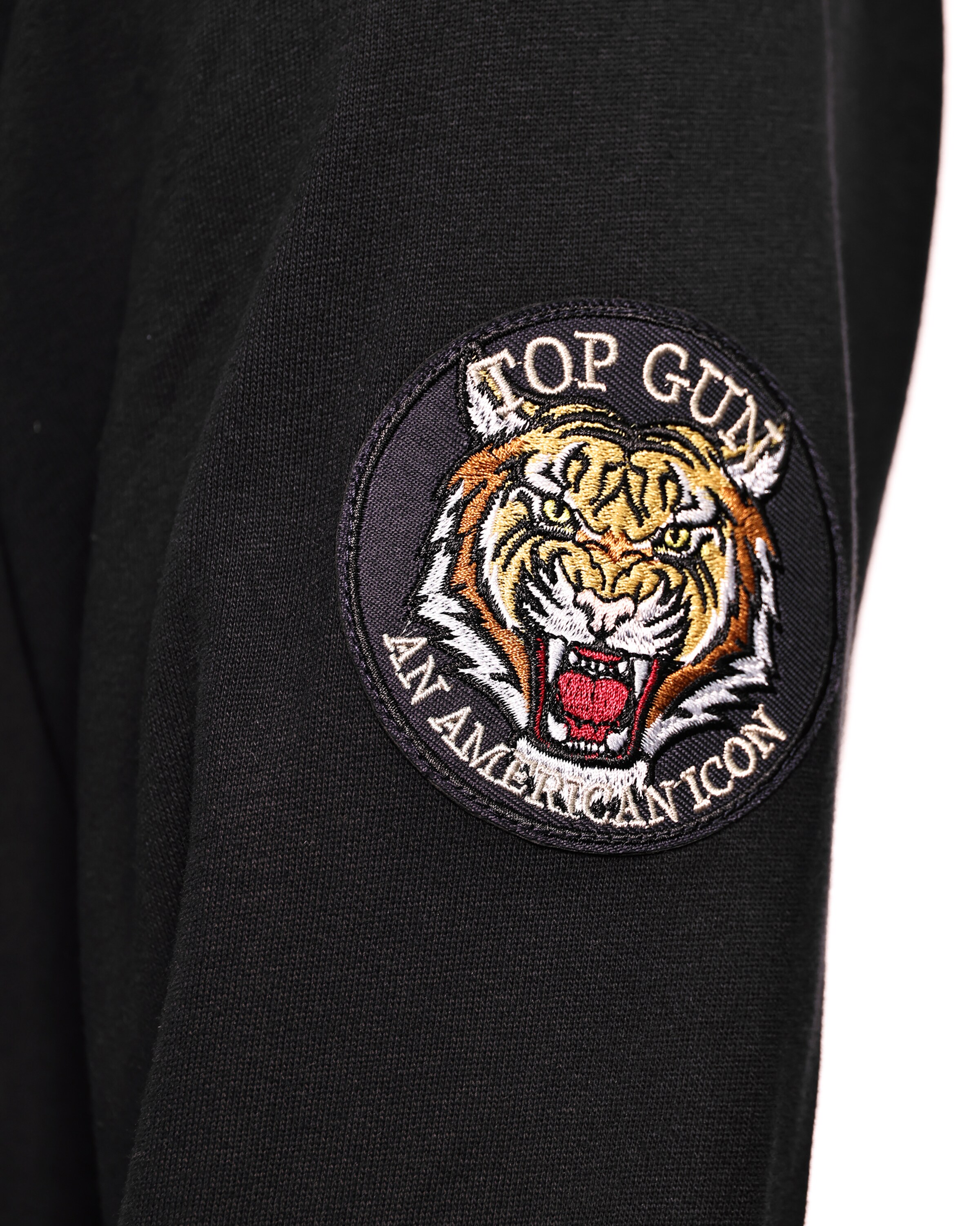 TOP GUN Sweatshirt in Schwarz