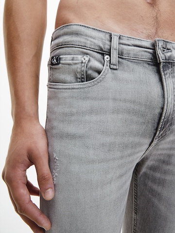 Calvin Klein Jeans - Skinny Vaquero en gris