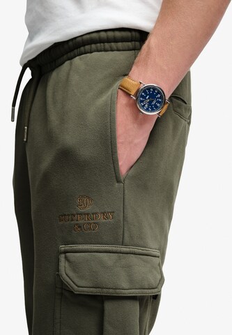 Superdry & Co Tapered Cargobroek in Groen