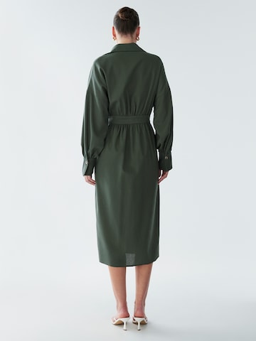 Robe-chemise 'Lola' BWLDR en vert : derrière