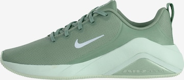 NIKE Urheilukengät 'Bella 7' värissä vihreä: etupuoli