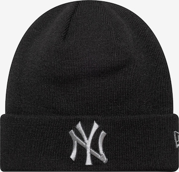 NEW ERA Beanie in Black: front