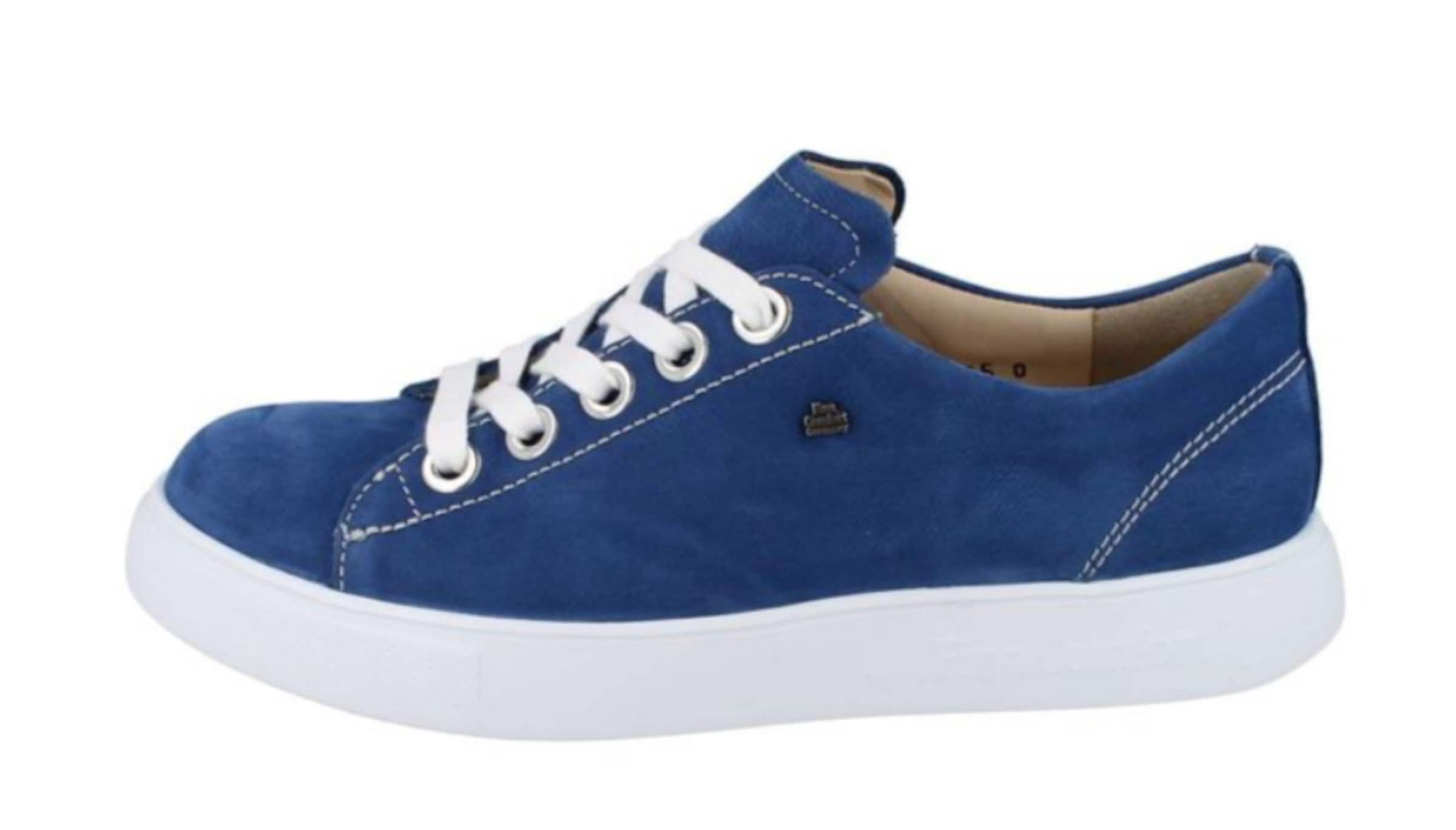 Finn Comfort Sneaker in Blau