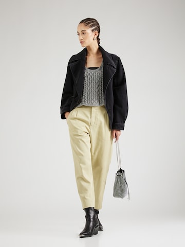 regular Pantaloni con pieghe 'DISPATCH_0' di DRYKORN in giallo