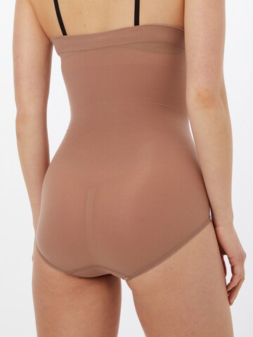 Slip modellante 'Higher Power' di SPANX in marrone