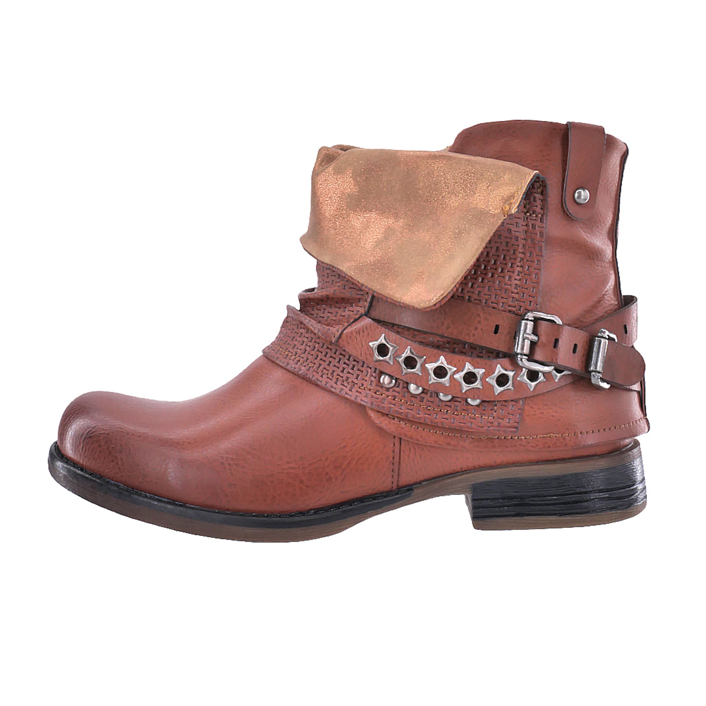 Elara Boots in Braun