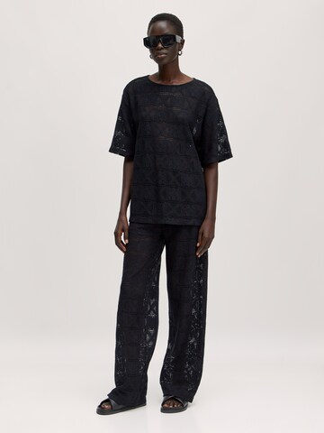 EDITED - Camiseta 'Xally' en negro