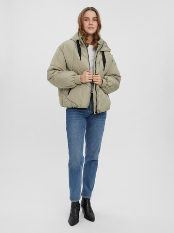 VERO MODA Jacke 'Beverly' in Grau