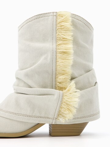 Bottines Bershka en beige