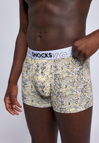 SNOCKS Boxershorts in Bruin: voorkant