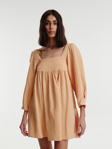 EDITED Dress 'Carry' in Orange: front