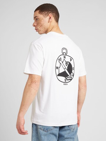 T-Shirt 'Navigation' MAKIA en blanc