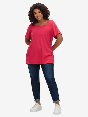 SHEEGO T-shirt i rosa