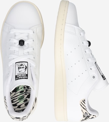 Baskets basses 'Stan Smith' ADIDAS ORIGINALS en blanc